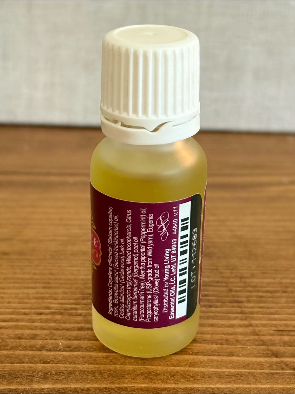 NEW & SEALED Young Living Progressence Plus Essential Oils Serum - Picture 2 of 2